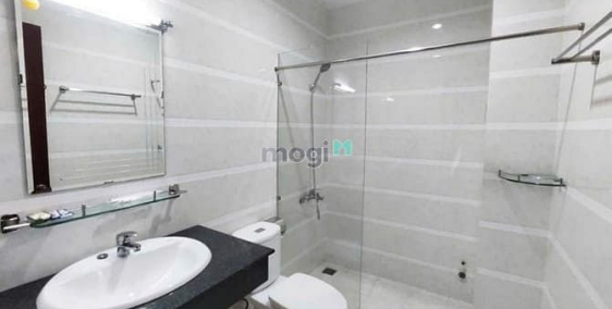 Căn hộ chung cư: Park Legend, Tân BÌnh căn  40m2, có nội thất giá 12tr5