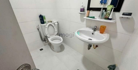 Căn hộ chung cư: Chung cư Nam Kỳ Khởi Nghĩa, Q3, 97m2, Thang Bộ, 2PN, 11tr/tháng