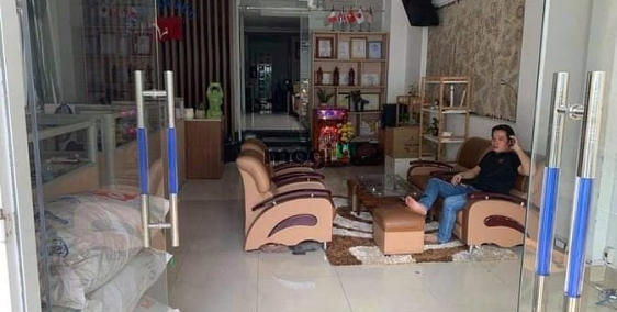 Căn hộ chung cư: Cho thuê nhà mt vũ ngọc phan, p.13,12x46m, trệt, lửng,lầu,7pn, 