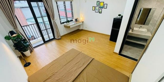 Căn hộ chung cư: Căn hộ 2 ngủ Lạc Trung - Full đồ cao cấp - Thang máy - 70m2 - Ô
