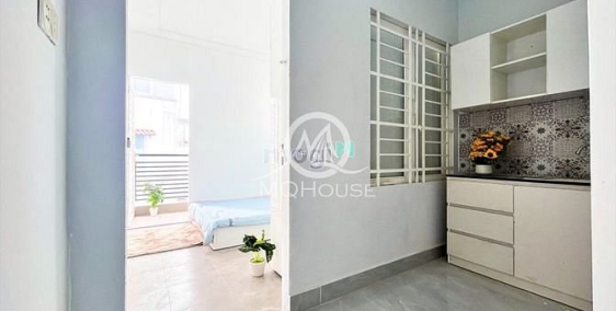 Căn hộ chung cư:  STUDIO có VÁCH NGĂN BẾP  giá siêu HẠT DẺ  Ngã tư PHÚ NHUẬN 