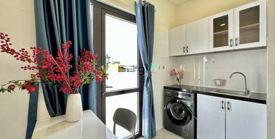 Căn hộ chung cư: 1 phòng ngủ, Nhà mới, Máy giặt riêng, Ban công/Cửa sổ, Nguyễn 