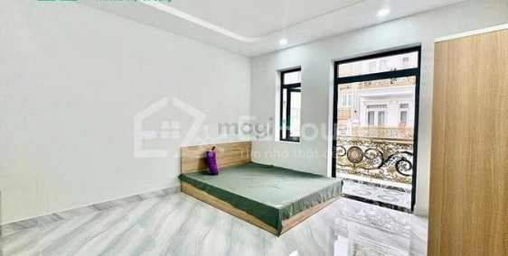 Nhà hàng - Khách sạn: Khai trương CHDV mới 100% bancol, cửa sổ thoáng ở  đường M