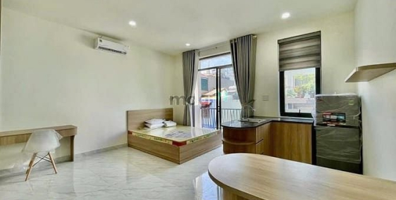 Nhà hàng - Khách sạn: Studio Mini Cao Cấp Full Nội Thất Ngay Cộng Hoà E.Town - S