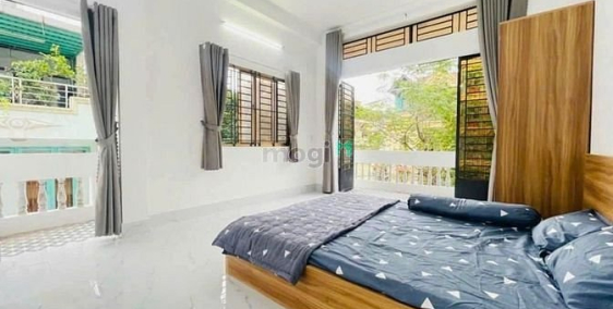 Nhà hàng - Khách sạn: Căn hộ 45m2 ban công khủng Thành Thái Q10