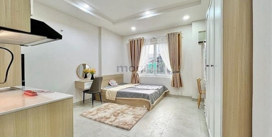 Nhà hàng - Khách sạn: Cho Thuê Căn Studio Cửa Sổ Cực Thoáng Ngay Công Viên Hoàng