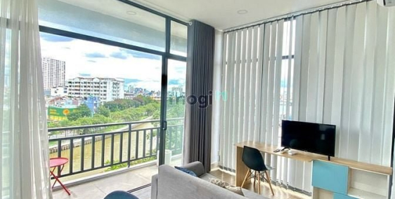 Nhà hàng - Khách sạn: Căn hộ penhouse 55m2 1pn mặt tiền Hoàng Sa - Q1