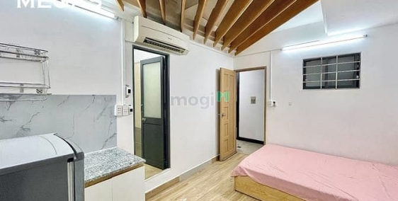 Nhà hàng - Khách sạn: Phòng đẹp đủ nội thất giá siêu tốt - 224Lý Thường Kiệt Q10