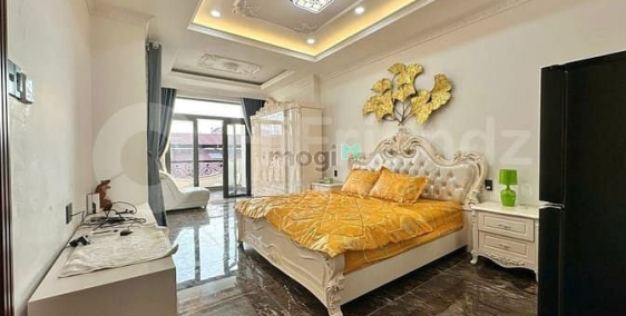 Nhà hàng - Khách sạn: Căn hộ Cao cấp đầy đủ tiện nghi ban công ngay Võ Văn Ngân,