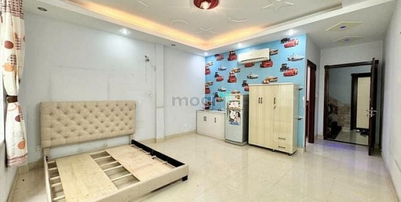 Nhà hàng - Khách sạn: Cho Thuê CHDV Full Nội Thất 30m2 Hoàng Bật Đạt,Phường 15 q