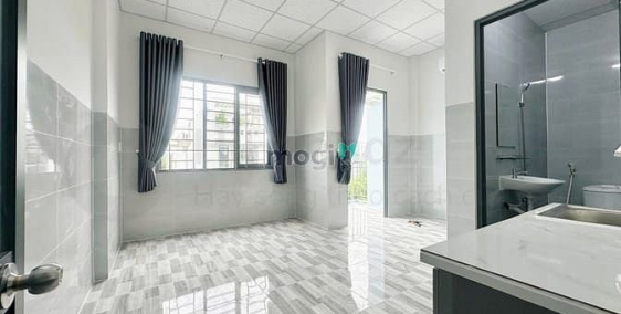 Nhà hàng - Khách sạn: Cho Thuê Căn Hộ Ban Công Mới Xây Ngay Làng Đại Học Thủ Đứ