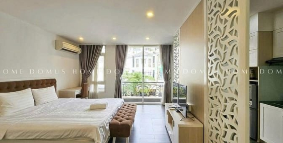 Nhà hàng - Khách sạn:  Ngay Vincom Phan Văn Trị - Cho thuê phòng Ban công siêu 