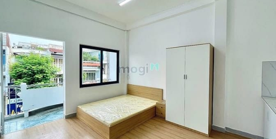 Nhà hàng - Khách sạn: Studio ban công full nội thất mới Ngay Nguyễn Hồng Đào Tân