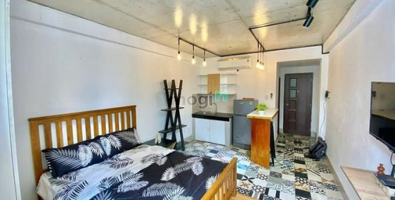 Nhà hàng - Khách sạn: Căn studio bancol cực đẹp gần vòng xoay Điện Biên Phủ Quậ