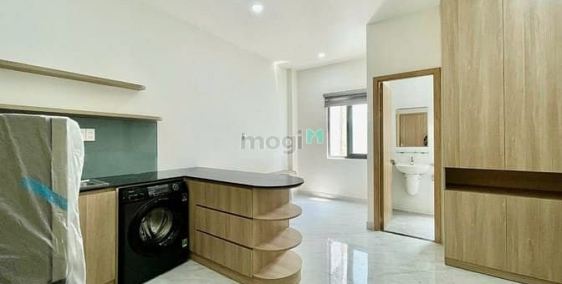 Nhà hàng - Khách sạn: Căn hộ cao cấp - Rộng 40m2 - Full nội thất - Ngay CÔNG VIÊ