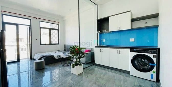 Nhà hàng - Khách sạn: Cho thuê căn hộ Studio ban công 40m2 ngay đoạn 2c Nguyễn X