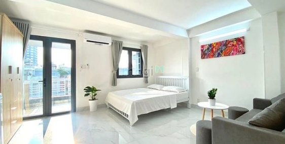 Nhà hàng - Khách sạn: Studio ngay chợ bà chiểu , cầu bông, q1-3. Ngã tư hàng xan