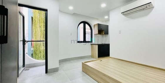 Nhà hàng - Khách sạn: Căn hộ Studio View Kính _ Cạnh Phạm Văn Đồng