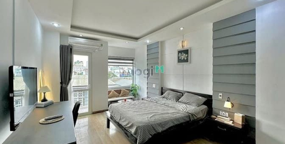 Nhà hàng - Khách sạn: studio ban công_phòng dễ decor_vị trí tiện di chuyển_tt bì