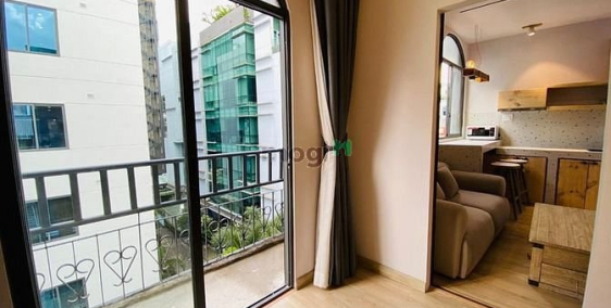 Nhà hàng - Khách sạn: Căn Hộ Ban Công Cao Cấp Tại Ngã Tư Hàng Xanh Ưu Tiên Văn P