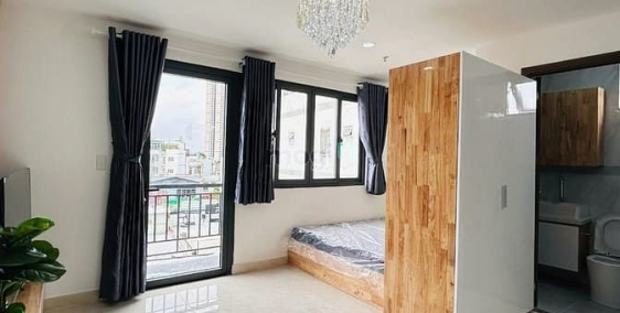 Nhà hàng - Khách sạn: Căn Hộ Cao Cấp Ban Công Ngay Các Trục Đường Lớn, Sát Chung