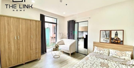 Nhà hàng - Khách sạn: 1PN ban công, máy giặt riêng, Ung Văn Khiêm ngay sát Ngoại