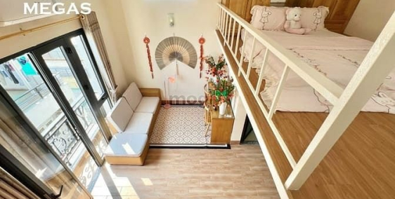 Nhà hàng - Khách sạn: Căn hộ có gác, full nội thất Bancong / giếng trời _ Vòng x