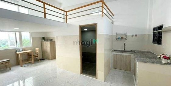 Nhà hàng - Khách sạn: Căn Hộ ở Được 4 Người 4 xe Gần Văn Lang cs, Giao Phạm Văn 