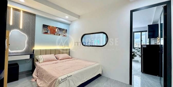 Nhà hàng - Khách sạn: Căn hộ 1PN máy giặt riêng ban công lớn gần ngã tư Hàng Xan