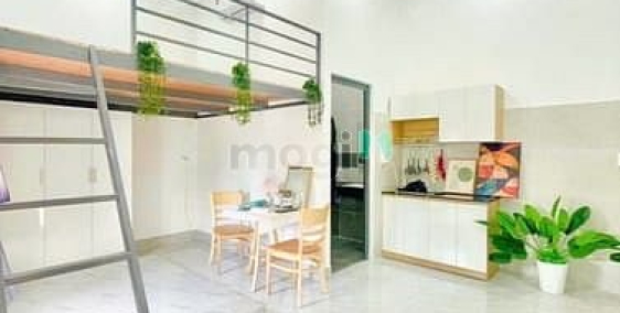 Nhà hàng - Khách sạn: Phòng gác mới xây đầy đủ nội thất sau lưng KT-LUẬT UEL