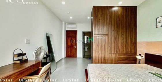 Nhà hàng - Khách sạn: CHDV mới xây đầy đủ nội thất ngay UTC2 Lê Văn Việt