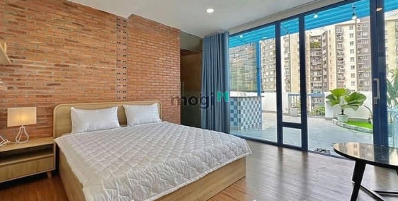 Nhà hàng - Khách sạn:  Penhouse sân vườn 40m2 thoáng mát luxury ngay CV Lê Thị 