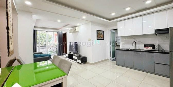 Nhà hàng - Khách sạn: Căn hộ 1PN lớn có ban công full nội thất máy giặt riêng gầ