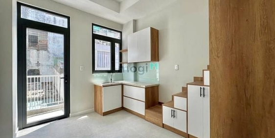 Nhà hàng - Khách sạn: Cho thuê căn hộ mới thang máy duplex máy giặt riêng Tô Thà