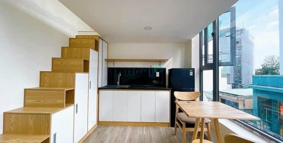 Nhà hàng - Khách sạn: Căn Hộ có gác full nội thất - Bancol ngay cầu Thủ Thiêm- H