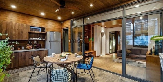 Nhà hàng - Khách sạn: Căn hộ 1PN full nội thất gỗ cao cấp view đẹp có bồn tắm gầ