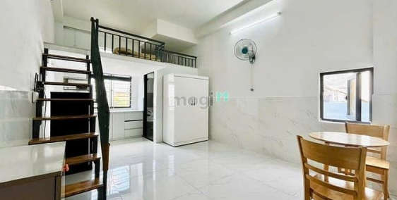 Nhà hàng - Khách sạn: Căn hộ có gác FULL NỘI THẤT NGAY HỌC VIỆN CÁN BỘ - Chu văn