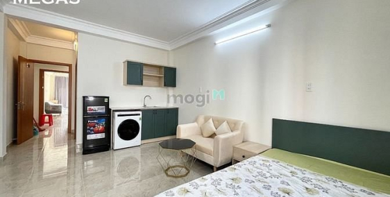 Nhà hàng - Khách sạn: Phòng trọ giá rẻ - Đầy đủ nội thất-Giáp Q1 - Phan Văn Hân