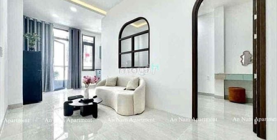 Nhà hàng - Khách sạn: Siêu Phẩm CHDV 1 Phòng Ngủ Mới Xây Ngay Hoàng Hoa Thám Q. 