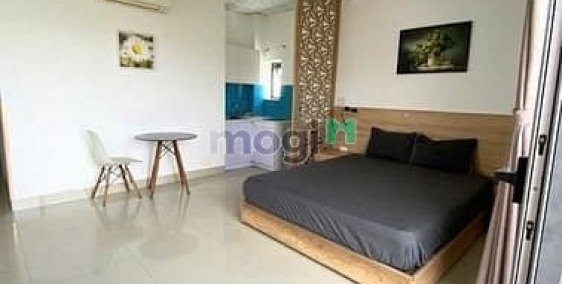 Nhà hàng - Khách sạn: Trống sẵn căn studio 30/4 tầng cao 6tr có ban công, hồ bơi