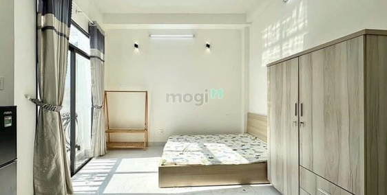 Nhà hàng - Khách sạn: Căn Hộ Ngay Cầu Sài Gòn - Nguyễn Văn Thương - Sát bên ĐH G