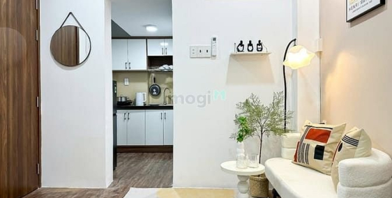 Nhà hàng - Khách sạn: Căn hộ dịch vụ mặt tiền đường Trần Hưng Đạo,Q5, 3-5p lân c