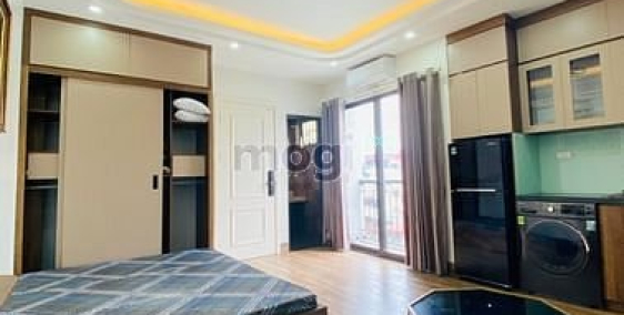 Nhà hàng - Khách sạn: CHDV Cao Cấp mặt phố Cự Lộc *FULL ĐỒ CAO CẤP-THANG MÁY-Ô T