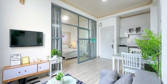 Nhà hàng - Khách sạn: 1PN BAN CÔNG 60m2  FULL NỘI THẤT Gần Phú Mỹ Hưng , Coop Ma