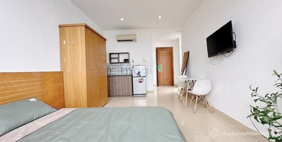 Nhà hàng - Khách sạn: Cho thuê căn hộ 35m2 - full nội thất cửa sổ trời lớn gần c