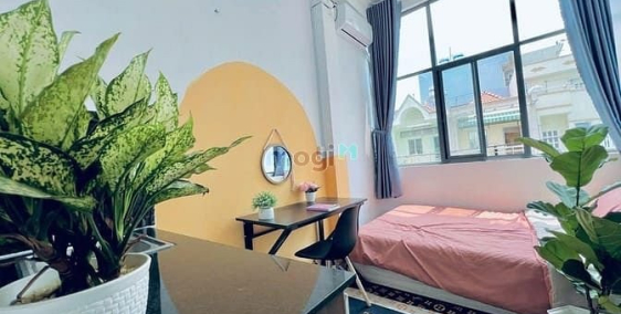 Nhà hàng - Khách sạn: Cho thuê căn hộ studio full nội thất có cửa sổ trung tâm G