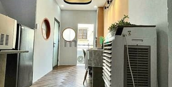 Nhà hàng - Khách sạn: Căn hộ mini có 3PN rộng 75m2 có ban công thoáng đường Bùi 