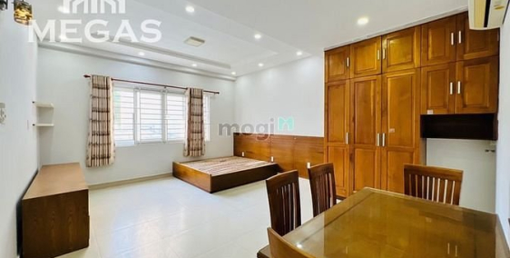 Nhà hàng - Khách sạn: Căn hộ RỘNG RÃI, SẠCH SẼ  - 1 Phòng Ngủ TÁCH BẾP  Ngay AEO
