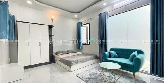 Nhà hàng - Khách sạn:  Phòng Cho Thuê Full Nội Thất – Ban Công Thoáng Mát – Giá