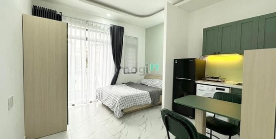 Nhà hàng - Khách sạn: căn hộ FULL NỘI THẤT -ngay Nguyễn Sơn- GTVT III